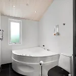 Awesome In With 3 Bedrooms, Internet And Sauna * 에벨토프트