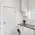 Awesome In With 3 Bedrooms, Internet And Sauna * 에벨토프트