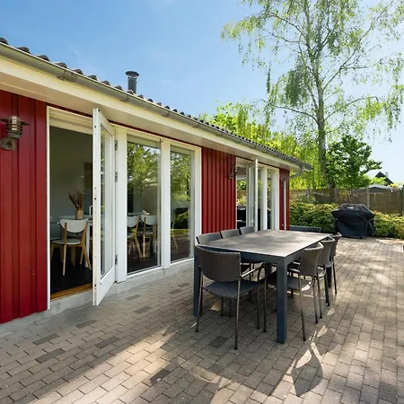 펜션 Awesome In With 3 Bedrooms, Internet And Sauna *
