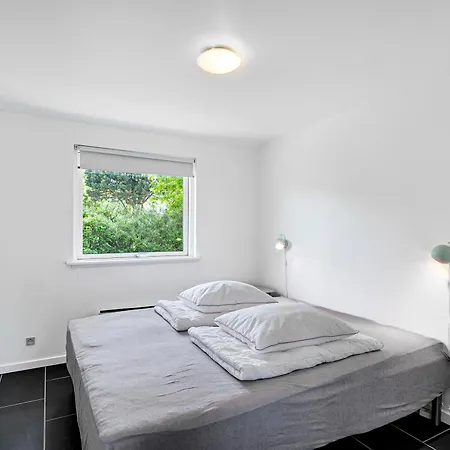 Awesome In With 3 Bedrooms, Internet And Sauna