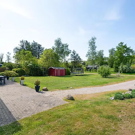 Awesome In With 3 Bedrooms, Internet And Sauna *